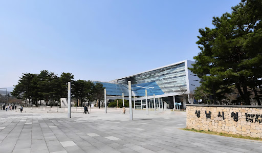 정치 경제 사회 국제 스포츠ㆍ연예 문화예술 오피니언 김미성기자 이미지 1