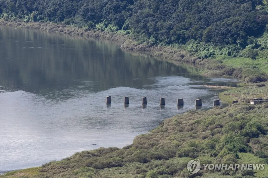 정치 기사 임진강 필승교 수위 상승…하천 이용객 안전 유의 대표이미지